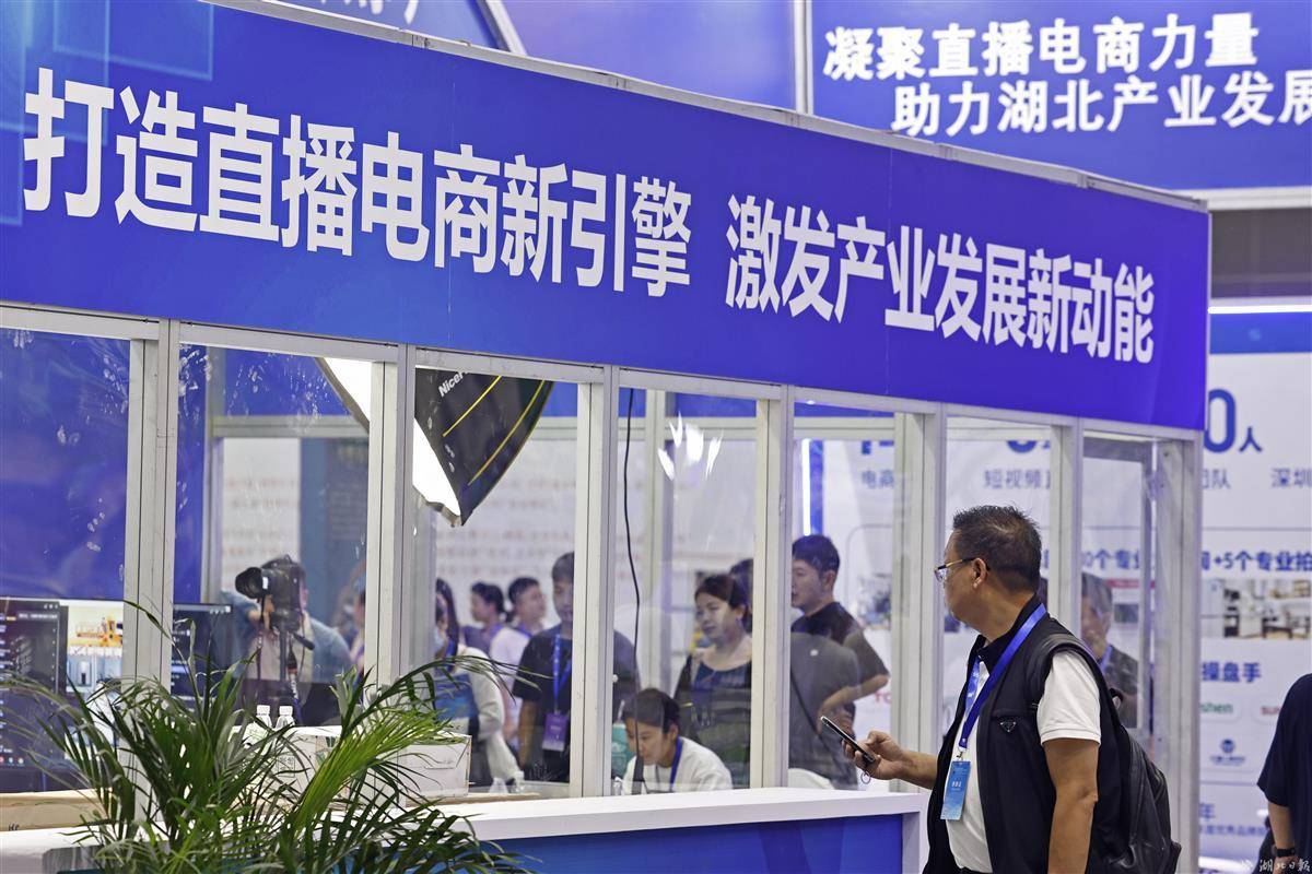 奔驰宝马线上娱乐